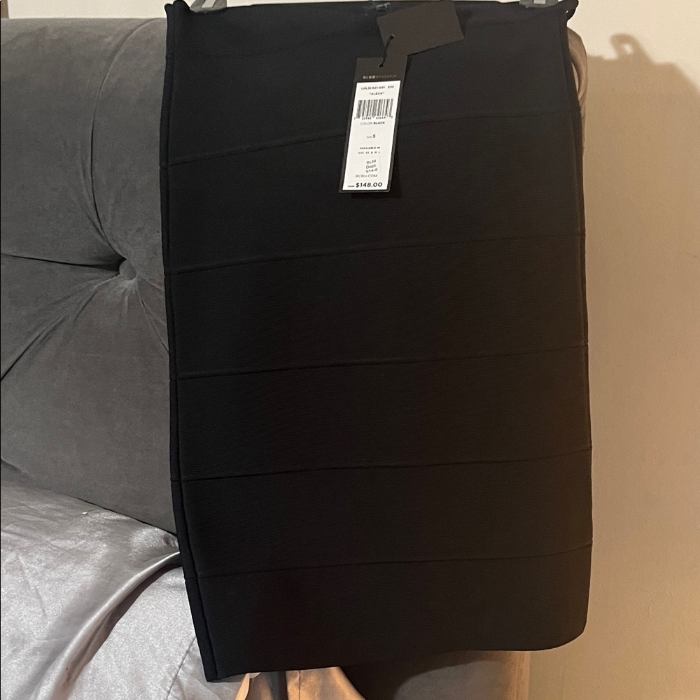 BCBGMaxAzria Classic Black Pencil Skirt
